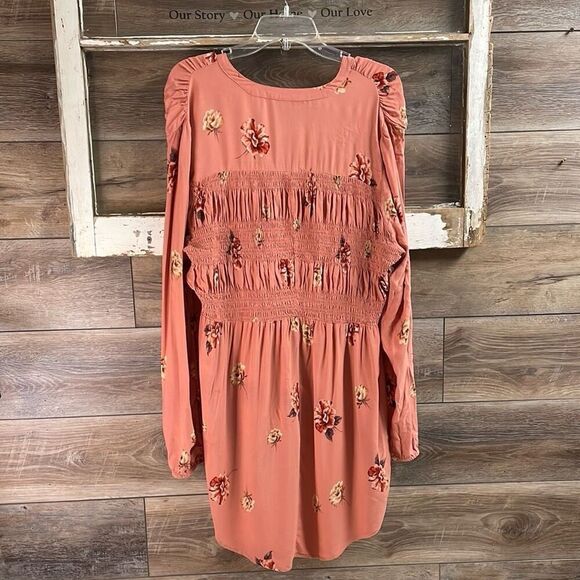 TORRID Women’s Floral Peasant Babydoll Style Blouse Hi Low Boho Size 2 2X Coral - Picture 9 of 13